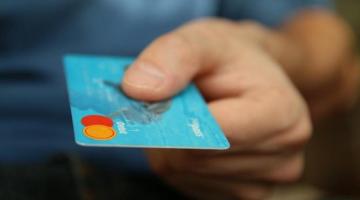 What is a Credit Card & Their Annual Charges?
